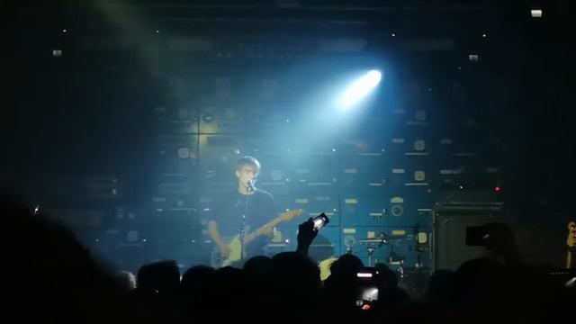 Sam Fender - Leave Fast (Live at Gorilla, Manchester - 12/8/19) смотреть онлайн