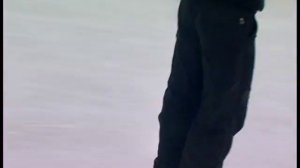 Элементы фигурного катания. Вальсовая тройка