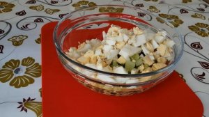 Салат с тунцом огурцом и яйцом
