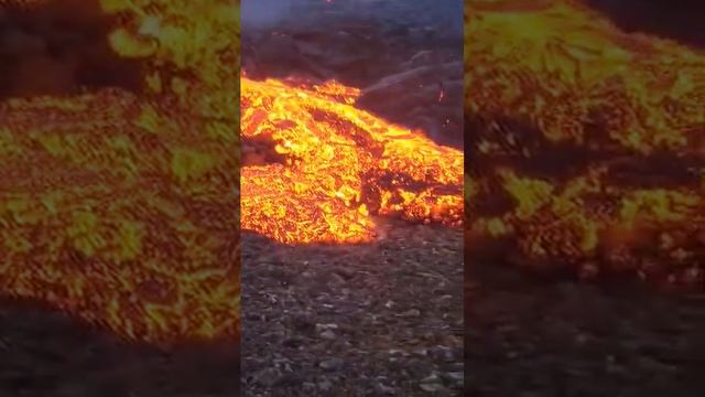 Уникални кадри на изригващия вулкан Мерадал до столицата на  Исландия - Рейкявик (Георги Георгиев)