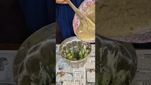 Пирог с ревенем и орехами.