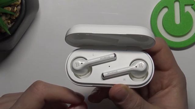 Как сделать полный сброс на HONOR Magic Earbuds / Полный сброс всего на HONOR Magic Earbuds смотреть онлайн