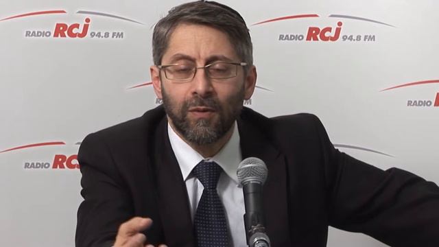 Haïm Korsia donne une définition du mot REPUBLIQUE sur RCJ смотреть онлайн