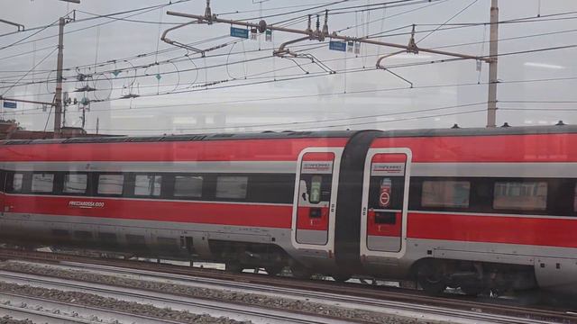 Exploring Italy by train: A journey from Naples to Venice on the Frecciarossa смотреть онлайн