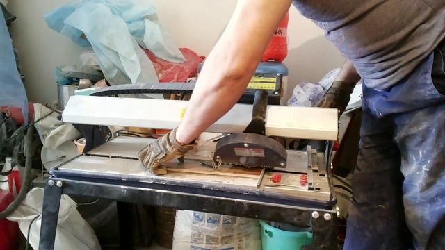 Как пилить керамогранит и кафель без сколов смотреть онлайн