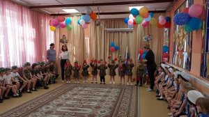 23 февраля, младшая группа. Песня "Как солдаты"