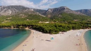 Остров Брач, пляж Zlatni Rat - один из лучших в Хорватии