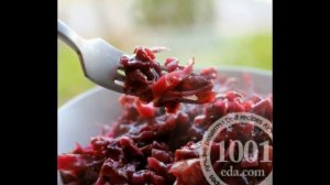 Рецепт тушеной белокочанной капусты с яблоками и свеклой