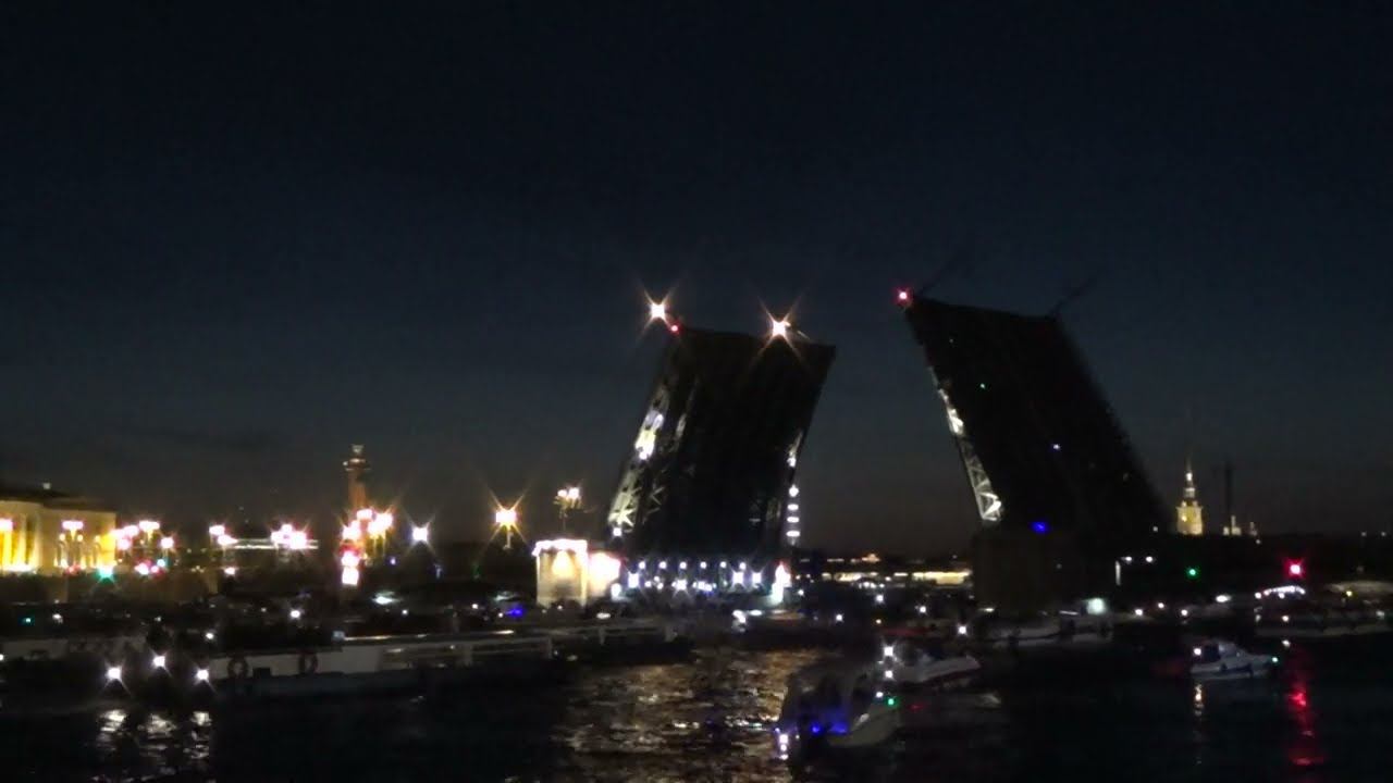 Ночной Санкт-Петербург и разводные мосты.