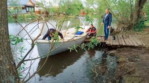 Новый праздник в г. Переславль: Шестое Воскресенье после Пасхи. Часть 3. у Клуба Юных Моряков.