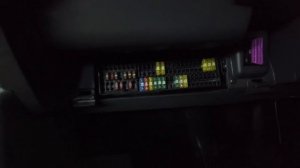 Volkswagen Touran (1T) OBD2 and cabin fuses location