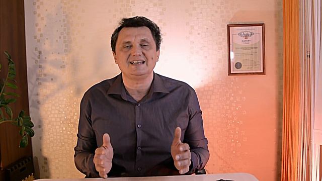 Зачем мы держимся за прошлое смотреть онлайн