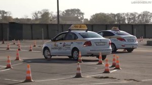 Автошкола «Вектор» приглашает всех, кто мечтает сесть за руль