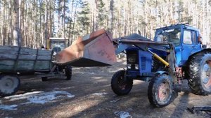 возим песок МТЗ 80 с КУНом на ремонт дороги!!