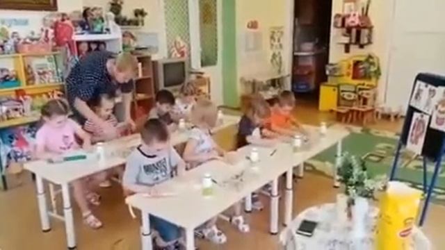 Знакомство с дымковской игрушкой. Старшая группа. Руководитель Кузнецова Оксана Владиславна.