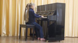Яровые Анастасия и Ангелина 3 кл. Ж. Металлиди "Танец пингвинов"