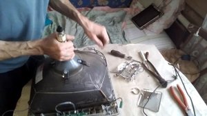 Разбор монитора LG FLATRON T710BH. Кинескоп Элт.