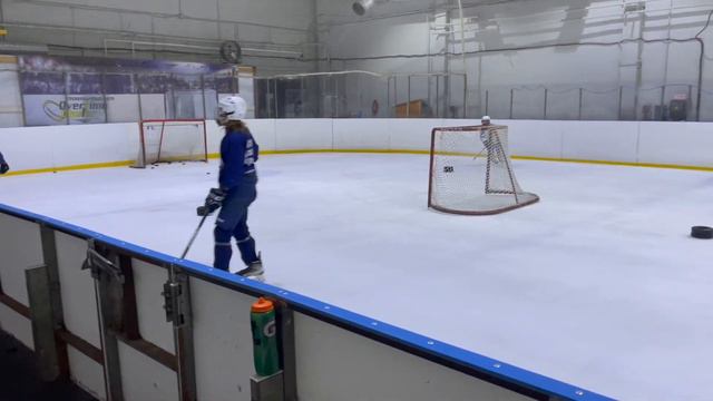 Как прошел второй год занятий хоккеем смотреть онлайн