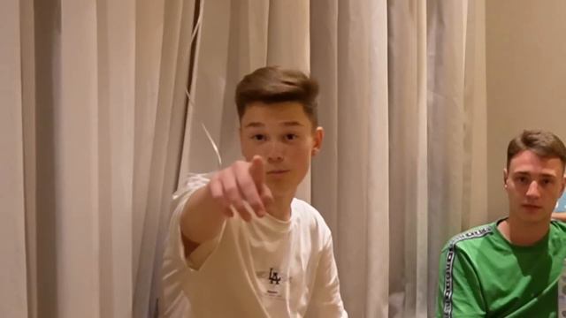 Угадай ВСЕХ ЮТУБЕРОВ чтобы не Получить НАКАЗАНИЕ в РЕАЛЬНОЙ ЖИЗНИ ! Домер и Зени Ч2 смотреть онлайн