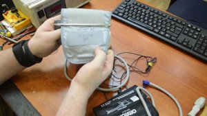 Як правильно вибрати тонометр і розмір манжети