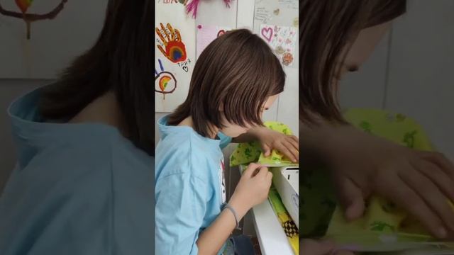 Дети шьют. Футболка своими руками #шитьё #рукоделие #шьюсама #интересноеошитье #ткани смотреть онлайн