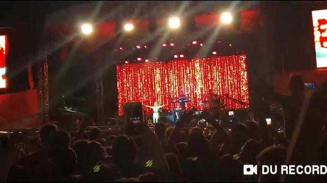 Simge Sağın-Yankı/14 Eylül Izmir Fuarı konseri