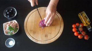 Салат Из Консервированного Тунца.  Быстрый, Вкусный ,Полезный. Салат Из Тунца С Яйцом
