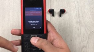 Nokia 5710 Xpress Audio - How to Connect Earbuds