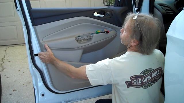 How to remove speakers for Ford Escape смотреть онлайн