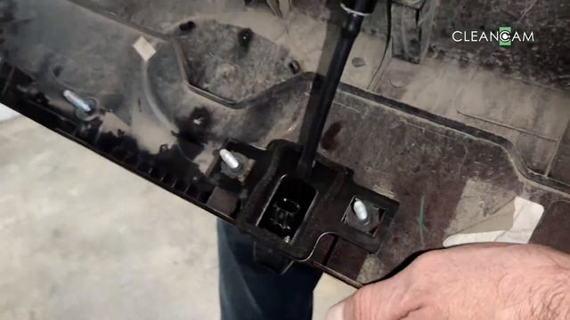 Установка омывателя камеры заднего вида на Toyota Venza 2012-2014 (3222) смотреть онлайн