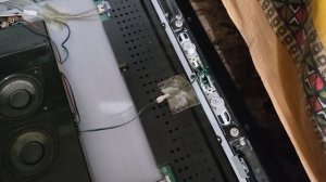 8 динамиков в LCD телевизоре - Samsung le40f86bd