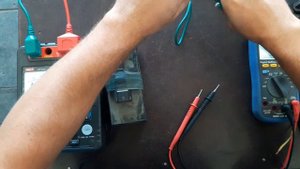Обзор мегаомметр UNI-T UT512