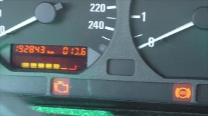 КАК сбросить датчик ТО на BMW e36 за 10 секунд!!