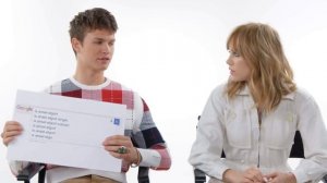 Энсел Эльгорт говорит по-русски