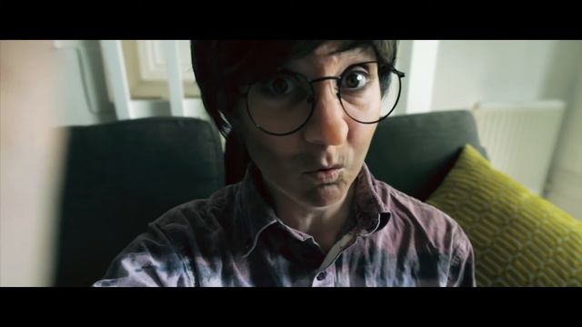 Hugo Quincy-Carter recites Sonnet 29 (not sonnet 27) смотреть онлайн