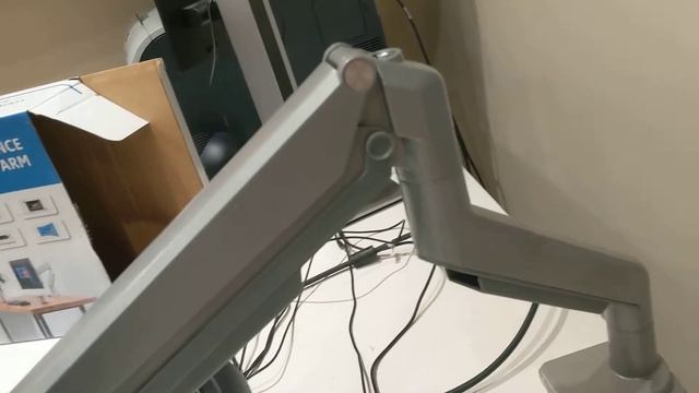 Xenta Single Aluminium Swivel Monitor Arm for 17-32" Screens review 2 смотреть онлайн