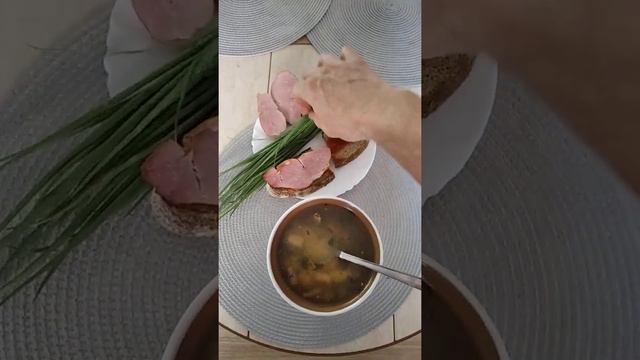 ОБЕД / Суп грибной лук и мясо