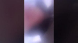 Кидаем телефон в воду(плохая графика)