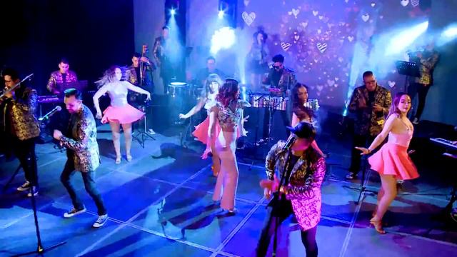 Contigo el amor смотреть онлайн