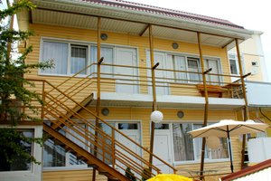 Отдых в Лазаревской частный сектор. Жилье в Лазаревской недалеко от моря. «Агеевъ» гостевой дом