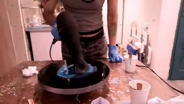 Изготавливаю часы из эпоксидной смолы смотреть онлайн