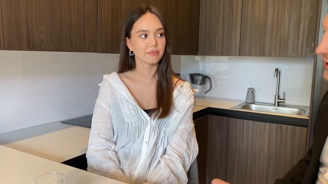 Как правильно флиртовать мужчине?!