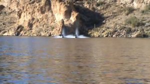 Formatie Jetskiën op Canyon Lake