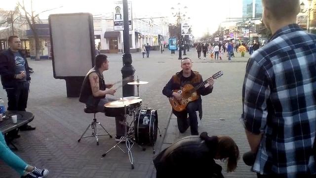 Уличные музыканты. Кировка. Челябинск