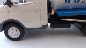 ГАЗ-3302 «ГАЗель» Молоковоз | Автомобиль на службе №46 | Обзор масштабной модели 1:43