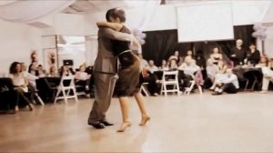 Noelia Hurtado y Sebastián Arce en Milonga El Abrazo (2/5)