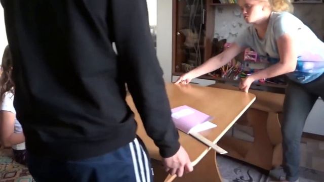 ЖИВЁМ В ДЫРЕ , БЕЗ СВЕТА И ВОДЫ) ДЕТИ ИГРАЮТ В ЛУДО ) ЛИМКОРМ. 29.04.20. смотреть онлайн