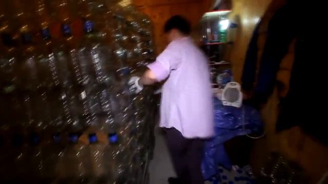 ПЛАВАЮЩИЙ ДОМ ИЗ ПЛАСТИКОВЫХ БУТЫЛОК , ИЗ ПЕНОПЛАСТА И МОНТАЖНОЙ ПЕНЫ DIY смотреть онлайн