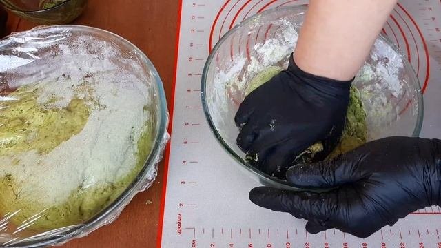 Булочки без яиц и молочных продуктов! Вкусные и очень ароматные. А вы готовили булочки из зелени