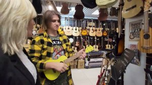 Не покупайте классическую гитару, пока не посмотрите это видео!